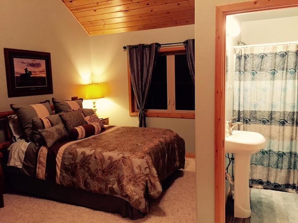 Gaynor Ranch Bed & Breakfast Polson Luaran gambar